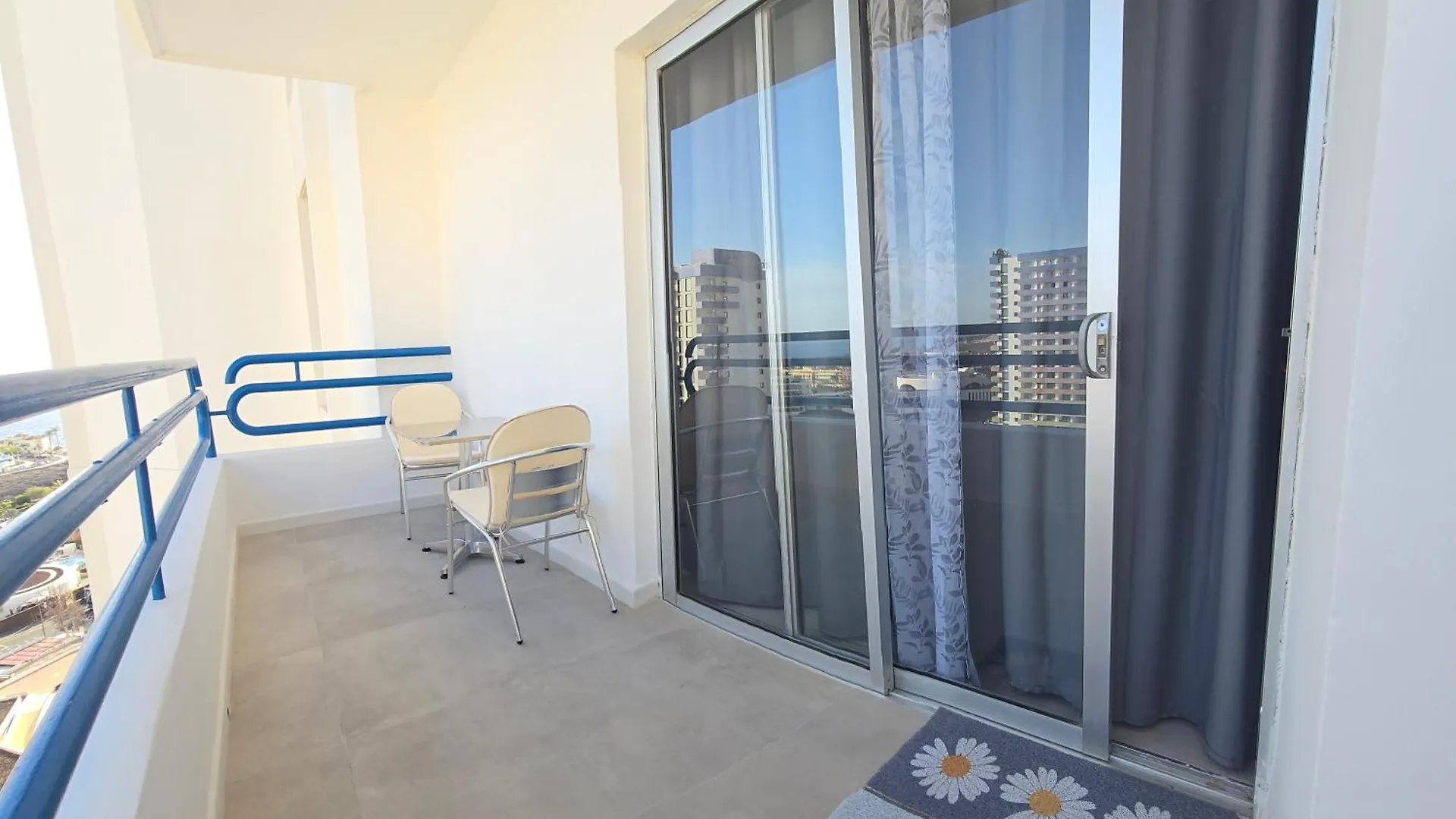 Vila Casamaria Playa Paraiso  Španělsko